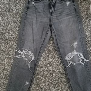 American Eagle Short mom jeans